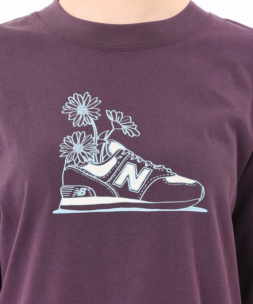 NEW BALANCE(ニューバランス)の「フラワーグラフィックロングスリーブTシャツ(Tシャツ/カットソー・レディース・パープル/ライトグレー/アイボリー・X-LARGE/LARGE/MEDIUM/SMALL)」の18枚目の写真