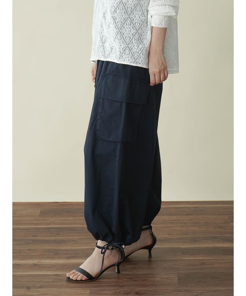 FIKA.(フィーカ)の「Cotton parachute pants(その他パンツ・レディース・カーキ/ネイビー/ベージュ・MEDIUM)」の16枚目の写真