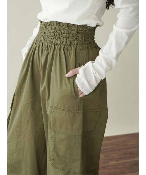 FIKA.(フィーカ)の「Cotton parachute pants(その他パンツ・レディース・カーキ/ネイビー/ベージュ・MEDIUM)」の20枚目の写真