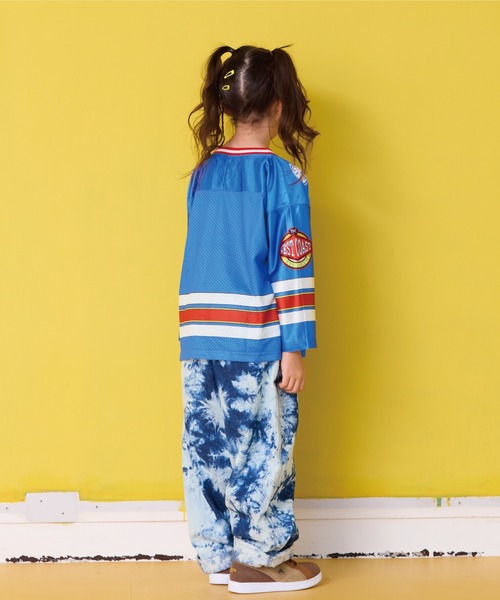 BIG FIELD(ビッグフィールド)の「デニムミリタリータックパンツ(デニムパンツ・キッズ・ブルー/ブラック・100/90/120/110/150/140/130)」の4枚目の写真