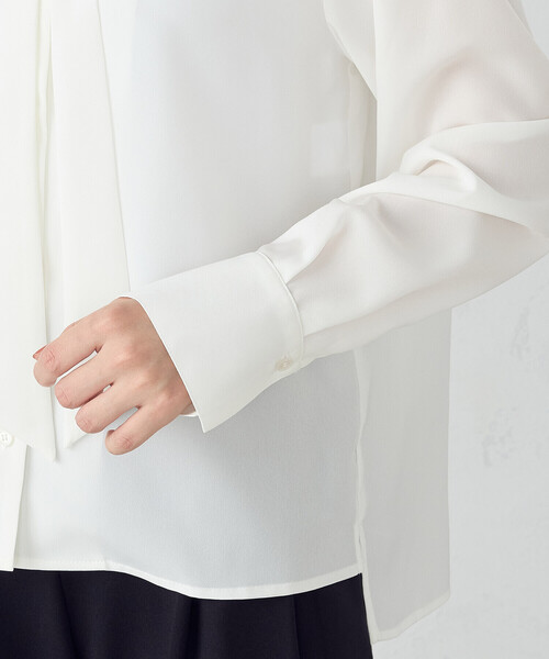 COMME CA ISM(コムサイズム)の「ポリエステルデシン ボウタイブラウス(シャツ/ブラウス・レディース・ホワイト/ブラック・LARGE/MEDIUM)」の4枚目の写真