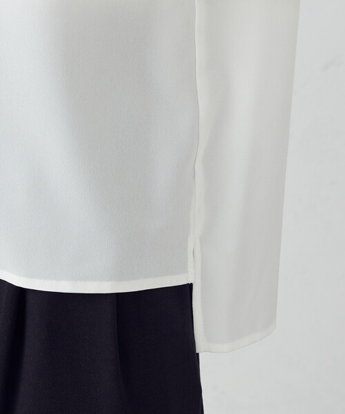 COMME CA ISM(コムサイズム)の「ポリエステルデシン ボウタイブラウス(シャツ/ブラウス・レディース・ホワイト/ブラック・LARGE/MEDIUM)」の5枚目の写真