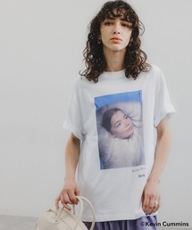 O0u | 【relief O0u】O0u×Kevin cummins プリントTEE 143357(Tシャツ/カットソー)