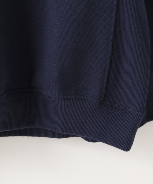 LOWRYS FARM（ローリーズファーム）の「バックワッペンウラケプルオーバー　152398（スウェット・キッズ・グレー/ネイビー/グリーン・110cm/120cm/130cm/140cm/150cm）」の4枚目の写真