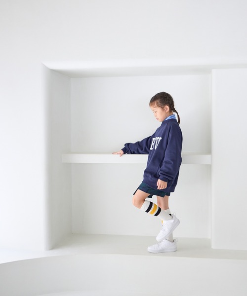 LOWRYS FARM（ローリーズファーム）の「バックワッペンウラケプルオーバー　152398（スウェット・キッズ・グレー/ネイビー/グリーン・110cm/120cm/130cm/140cm/150cm）」の20枚目の写真