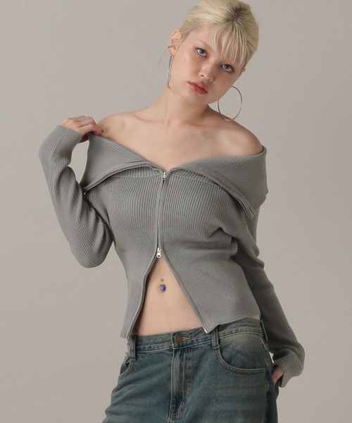 FOREVER 21（フォーエバー トゥエンティーワン）の「【2024FW】バイカラーダブルジップニットカーディガン（カーディガン/ボレロ・レディース・ブラック/ナチュラル/グリーン・FREE）」の3枚目の写真