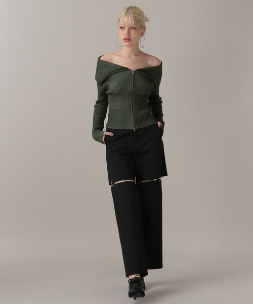 FOREVER 21（フォーエバー トゥエンティーワン）の「【2024FW】バイカラーダブルジップニットカーディガン（カーディガン/ボレロ・レディース・ブラック/ナチュラル/グリーン・FREE）」の4枚目の写真