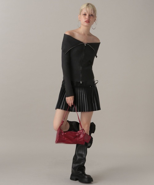 FOREVER 21（フォーエバー トゥエンティーワン）の「【2024FW】バイカラーダブルジップニットカーディガン（カーディガン/ボレロ・レディース・ブラック/ナチュラル/グリーン・FREE）」の16枚目の写真