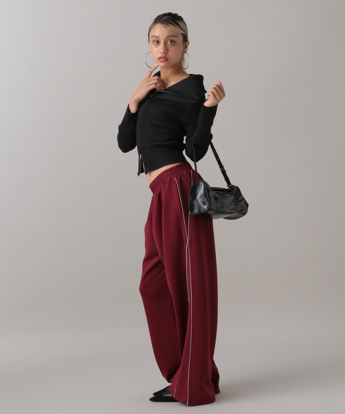 FOREVER 21（フォーエバー トゥエンティーワン）の「【2024FW】バイカラーダブルジップニットカーディガン（カーディガン/ボレロ・レディース・ブラック/ナチュラル/グリーン・FREE）」の14枚目の写真