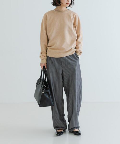 URBAN RESEARCH（アーバンリサーチ）の「ソフト裏毛ドルマンスウェット（スウェット・レディース・オフホワイト/ピンクベージュ/オートミール・FREE）」の10枚目の写真