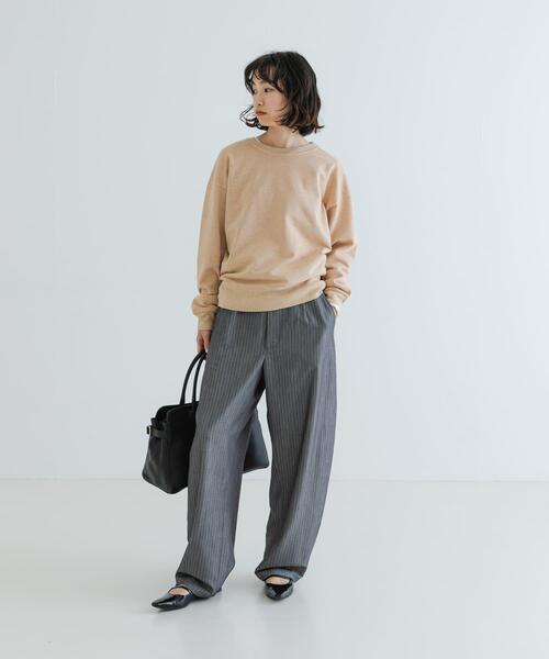 URBAN RESEARCH（アーバンリサーチ）の「ソフト裏毛ドルマンスウェット（スウェット・レディース・オフホワイト/ピンクベージュ/オートミール・FREE）」の9枚目の写真