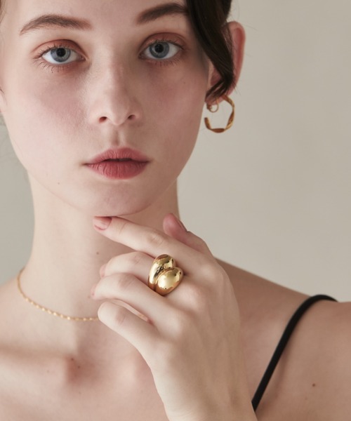 ciite' surgical stainless（シーテサージカルステンレス）の「【 金属アレルギー対応 】 ニュアンスボリューム リング サージカルステンレス（リング・レディース・ゴールド/シルバー・11号/13号/15号）」の14枚目の写真