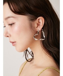 LILY BROWN | メタルリボン・ハートイヤリング(イヤリング)