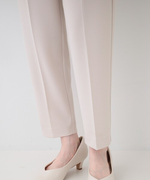 SHOO・LA・RUE（シューラルー）の「【洗える/S-3L/セットアップ可】セレモニーや通勤に カットジョーゼットテーパードパンツ（その他パンツ・レディース・ブラック/ネイビー/ナチュラル・04/03/02/01/05）」の8枚目の写真