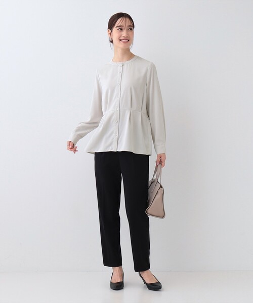 SHOO・LA・RUE（シューラルー）の「【洗える/S-3L/セットアップ可】セレモニーや通勤に カットジョーゼットテーパードパンツ（その他パンツ・レディース・ブラック/ネイビー/ナチュラル・04/03/02/01/05）」の11枚目の写真