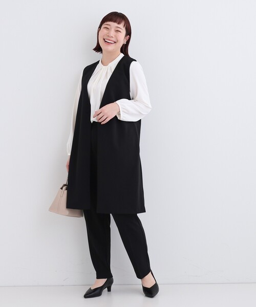 SHOO・LA・RUE（シューラルー）の「【洗える/S-3L/セットアップ可】セレモニーや通勤に カットジョーゼットテーパードパンツ（その他パンツ・レディース・ブラック/ネイビー/ナチュラル・04/03/02/01/05）」の13枚目の写真