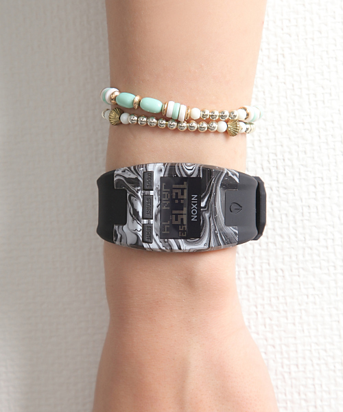 NIXON（ニクソン）の「THE COMP S（アナログ腕時計・レディース・イエロー/コーラル/その他1/ブラック/マルチ/ブラック×ホワイト・FREE）」の12枚目の写真