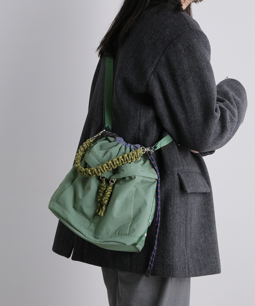 CONTROL FREAK / CTFK(コントロールフリーク)の「CONTROL FREAK / コントロールフリーク ナイロン2WAYミニバッグ(クラッチバッグ・レディース・ライトグレー/ブラック/グリーン・FREE)」の3枚目の写真