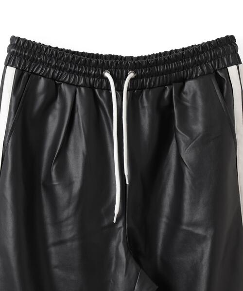 WEGO（ウィゴー）の「WEGO/エコレザーラインパンツ（その他パンツ・メンズ・ブラック・LARGE）」の12枚目の写真