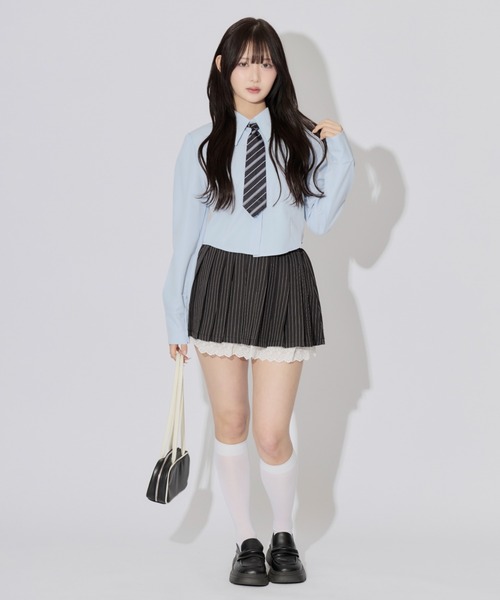 ALLuRing ChaRm(アリュリングチャーム)の「Strip Ruffle Pleated Mini Skirt / ストライプフリルプリーツスカート(スカート・レディース・グレー/ブラック・M/S)」の20枚目の写真