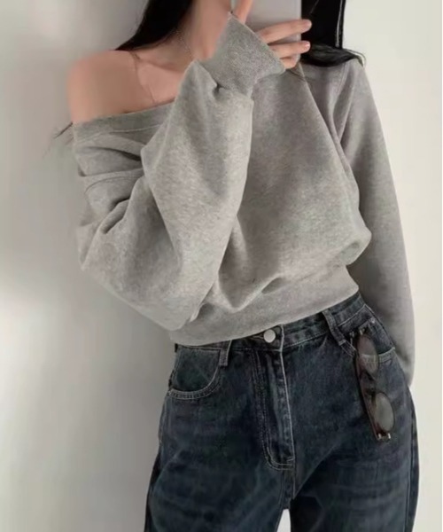 paravion(パラビオン)の「オフショル裏毛プルオーバー(スウェット・レディース・グレー/ブラック/ホワイト・FREE)」の9枚目の写真