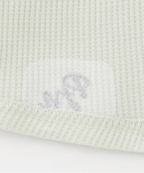petit main(プティマイン)の「【GOODPRICE】ワッフル長袖Tシャツ(Tシャツ/カットソー・キッズ・ライトグリーン/ライトベージュ/キナリ/トップグレー/レッド/ネイビー・80cm/90cm/110cm/100cm/120cm/130cm)」の10枚目の写真