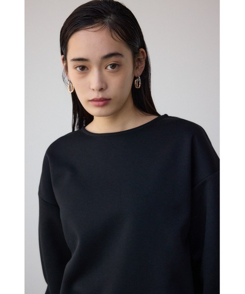 AZUL by moussy(アズールバイマウジー)の「リラックスポンチトップス(スウェット・レディース・ブラック/ライトベージュ/ライトグレー・FREE)」の4枚目の写真