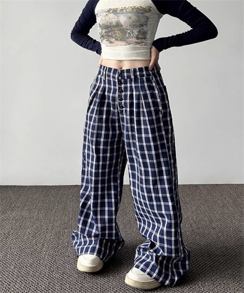 Dream garden（ドリームガーデン）の「チェック柄ワイドシルエット タックパンツ（その他パンツ・レディース・ネイビー・M/2XL/XL/S/L）」の5枚目の写真