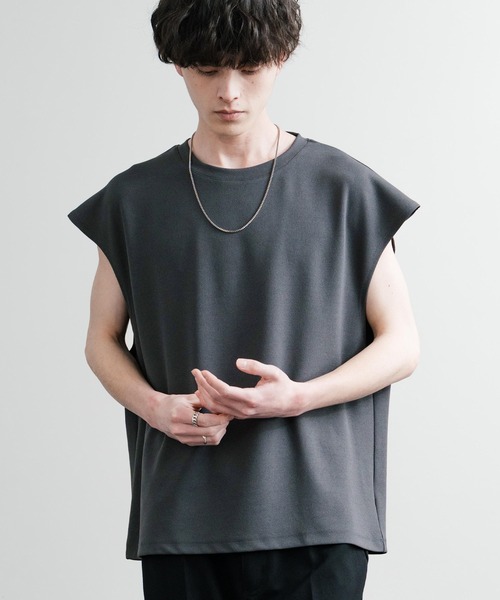 Rocky Monroe(ロッキーモンロー)の「UVカット 梨地オーバーサイズノースリーブTシャツ/ストレッチタンクトップ(タンクトップ・メンズ・ダークグレー/ベージュ/ブルーグレー/ブラック/ダークグリーン/オフホワイト・M/L/LL)」の3枚目の写真