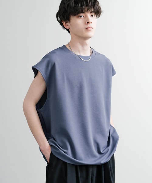 Rocky Monroe(ロッキーモンロー)の「UVカット 梨地オーバーサイズノースリーブTシャツ/ストレッチタンクトップ(タンクトップ・メンズ・ダークグレー/ベージュ/ブルーグレー/ブラック/ダークグリーン/オフホワイト・M/L/LL)」の4枚目の写真