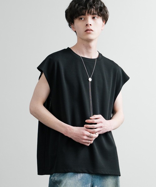 Rocky Monroe(ロッキーモンロー)の「UVカット 梨地オーバーサイズノースリーブTシャツ/ストレッチタンクトップ(タンクトップ・メンズ・ダークグレー/ベージュ/ブルーグレー/ブラック/ダークグリーン/オフホワイト・M/L/LL)」の12枚目の写真