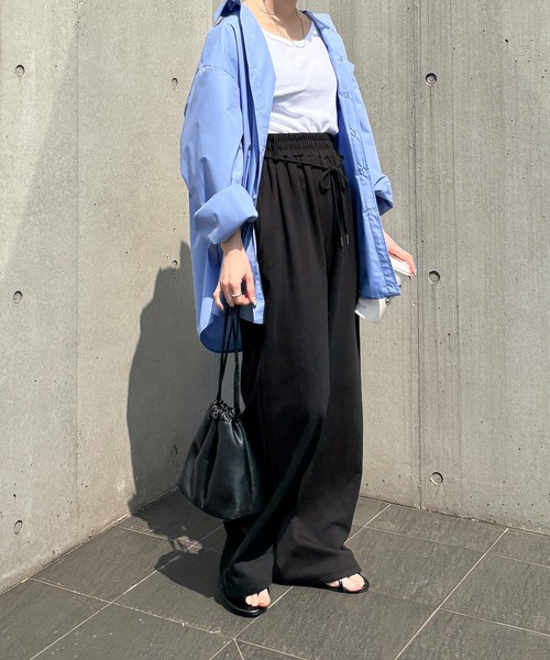 ISOOK（アイスー）の「【ISOOK / アイスー】ドローコードワイドスウェットパンツ / ビッグシルエット ルーズ丈 総ゴム ベルトループ 白 ホワイト グレー 黒 ブラック ZOZOTOWN限定（スウェットパンツ・レディース・ホワイト/ブラック/グレー・FREE）」の11枚目の写真