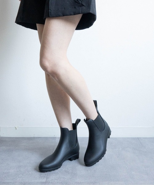 Fabby fabby(ファビィーファビィー)の「サイドゴアショートレインブーツ(レインシューズ・レディース・ブラック・LARGE/MEDIUM/SMALL)」の4枚目の写真