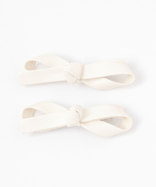 niko and...(ニコアンド)の「PUリボンヘアクリップ(バレッタ/ヘアクリップ・レディース・ホワイト/ブラック/グレー・0)」の1枚目の写真