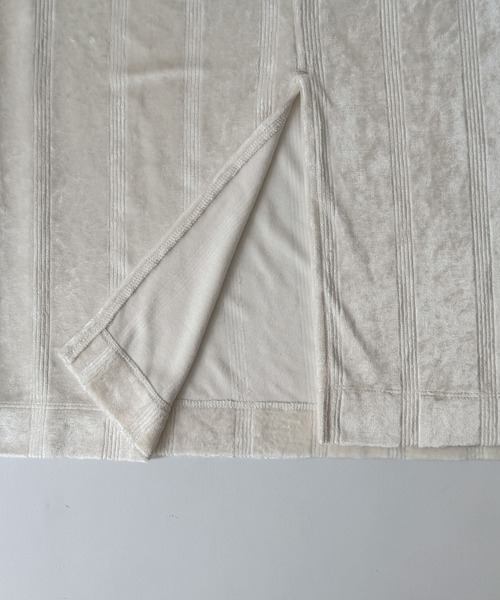 CANAL JEAN(キャナルジーン)の「Miller ベロアパネルリブスカート(スカート・レディース・ネイビー/アイボリー・ONE SIZE)」の15枚目の写真