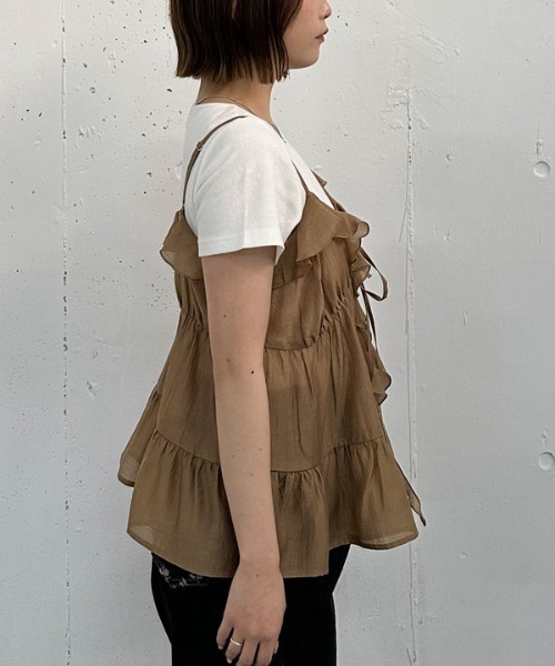 archives（アルシーヴ）の「ラッフルフリルキャミ×テレコＴｅｅＳＥＴ（アンサンブル・レディース・キャメル/アイボリー/ブラック・MEDIUM）」の19枚目の写真