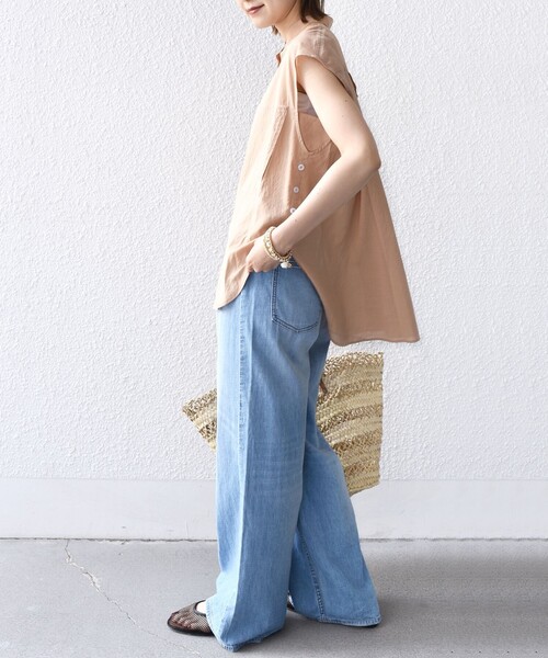 SHIPS(シップス)の「【WEB限定】〈手洗い可能〉サイド ボタン バック レイヤード ブラウス(シャツ/ブラウス・レディース・ネイビー/ベージュ系/オフホワイト・ONE SIZE)」の17枚目の写真