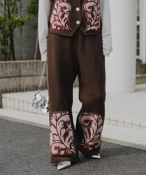 メゾピアノ　刺繍とアップリケのコーデュロイパンツ140cm GAP セットアップ フローラル コーデュロイパンツセット (ベビー
