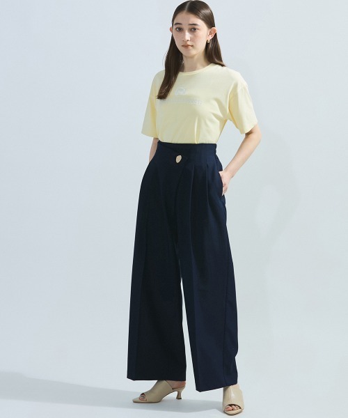 ketty(ケティ)の「ツヤ刺繍Tシャツ≪洗濯機で洗える≫(Tシャツ/カットソー・レディース・ホワイト/イエロー・M)」の10枚目の写真