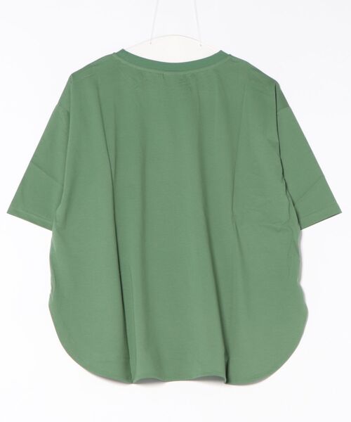 ScoLar（スカラー）の「152656：スカラー箔プリント 接触冷感Tシャツ（Tシャツ/カットソー・レディース・オフホワイト/グリーン/オレンジ/サックスブルー/ピンク/ネイビー・M）」の20枚目の写真