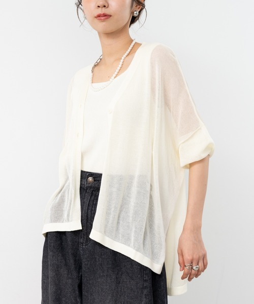 refinedworks（リファインドワークス）の「【refinedworks】定番アイテム の ポンチョカーディガン！（カーディガン/ボレロ・レディース・グレイッシュベージュ/ブラック/ホワイト/レッド・FREE）」の2枚目の写真