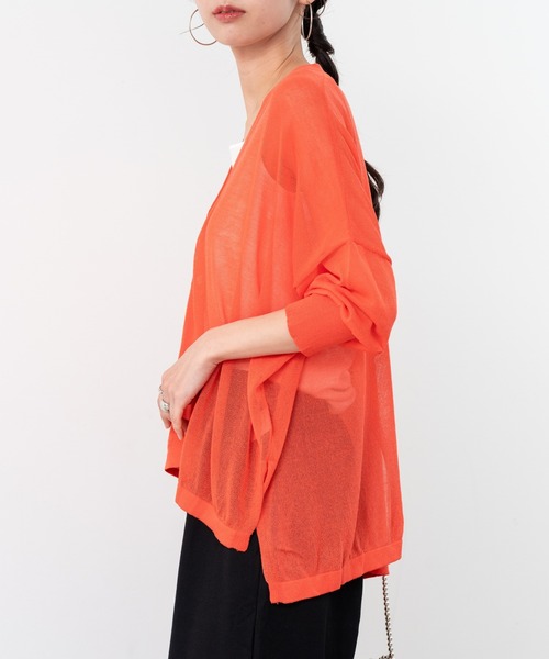 refinedworks（リファインドワークス）の「【refinedworks】定番アイテム の ポンチョカーディガン！（カーディガン/ボレロ・レディース・グレイッシュベージュ/ブラック/ホワイト/レッド・FREE）」の10枚目の写真