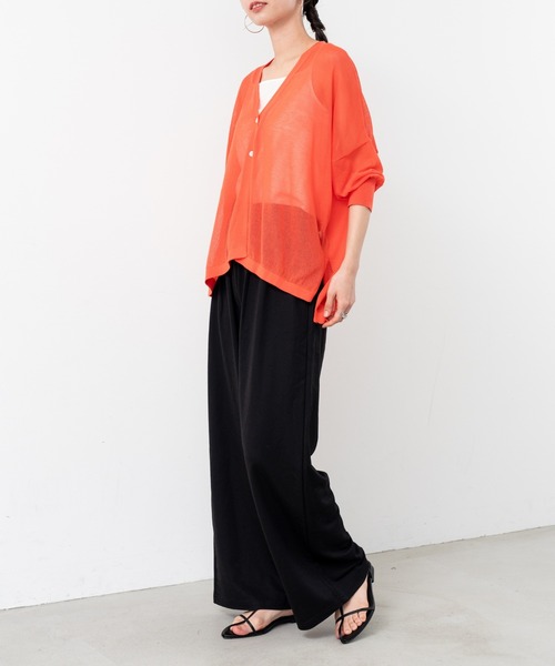 refinedworks（リファインドワークス）の「【refinedworks】定番アイテム の ポンチョカーディガン！（カーディガン/ボレロ・レディース・グレイッシュベージュ/ブラック/ホワイト/レッド・FREE）」の17枚目の写真