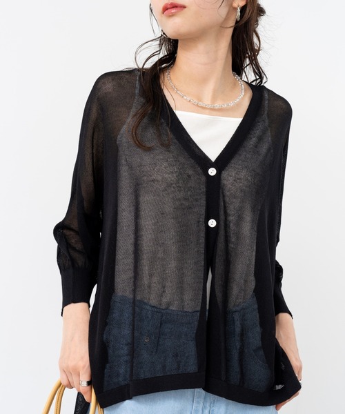 refinedworks（リファインドワークス）の「【refinedworks】定番アイテム の ポンチョカーディガン！（カーディガン/ボレロ・レディース・グレイッシュベージュ/ブラック/ホワイト/レッド・FREE）」の6枚目の写真