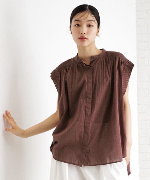 THE SHOP TK (ザ ショップ ティーケー )の「シャーリングブラウス【洗える】(シャツ/ブラウス・レディース・オフホワイト/ブラック/ブラウン系その他・99)」の3枚目の写真