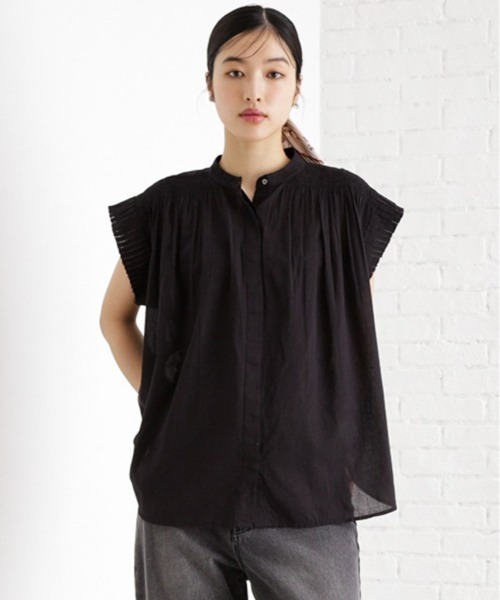 THE SHOP TK (ザ ショップ ティーケー )の「シャーリングブラウス【洗える】(シャツ/ブラウス・レディース・オフホワイト/ブラック/ブラウン系その他・99)」の2枚目の写真