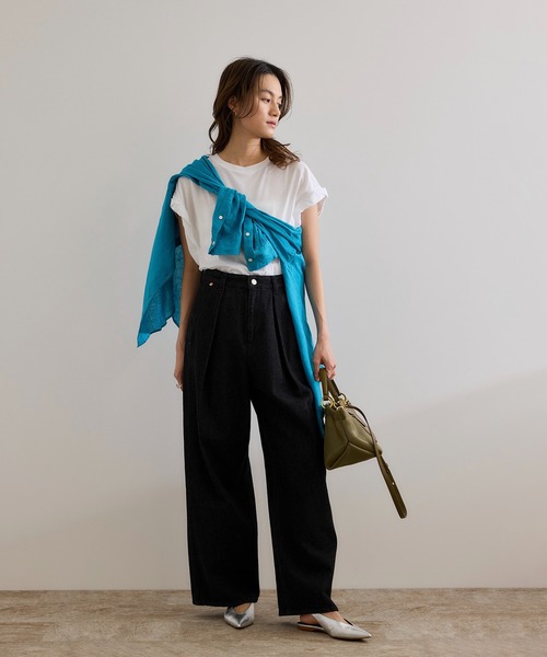 ROPE'（ロペ）の「ツイストフレンチスリーブTシャツ（Tシャツ/カットソー・レディース・ブラック/ブルー/ホワイト・FREE）」の17枚目の写真