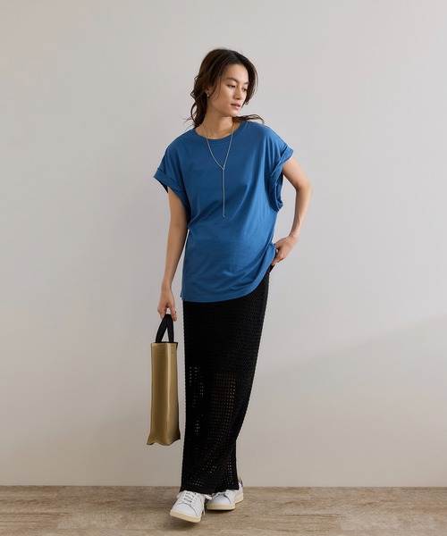 ROPE'（ロペ）の「ツイストフレンチスリーブTシャツ（Tシャツ/カットソー・レディース・ブラック/ブルー/ホワイト・FREE）」の21枚目の写真