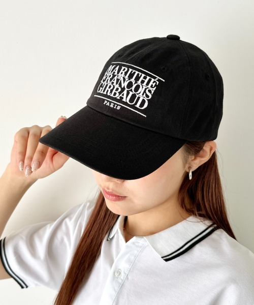 MARITHE + FRANCOIS GIRBAUD(マリテフランソワジルボー)の「MARITHE + FRANCOIS GIRBAUD(マリテフランソワジルボー)/ロゴ刺繍 キャップ 帽子/Marithe Cap(キャップ・レディース・ブルー/クリーム/ブラック/アイボリー/ベージュ/レッド/グリーン/ピンク/ネイビー・FREE)」の3枚目の写真
