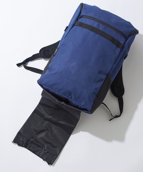 FORECAST（フォーキャスト）の「【FORECAST】バックパック リュックサック 30L 大容量 旅行 アウトドア キャンプ 通勤 通学 9125（バックパック/リュック・メンズ・ブラック/ネイビー・FREE）」の16枚目の写真